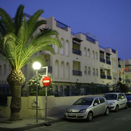 Azucena Apartment Garrucha Exterior photo
