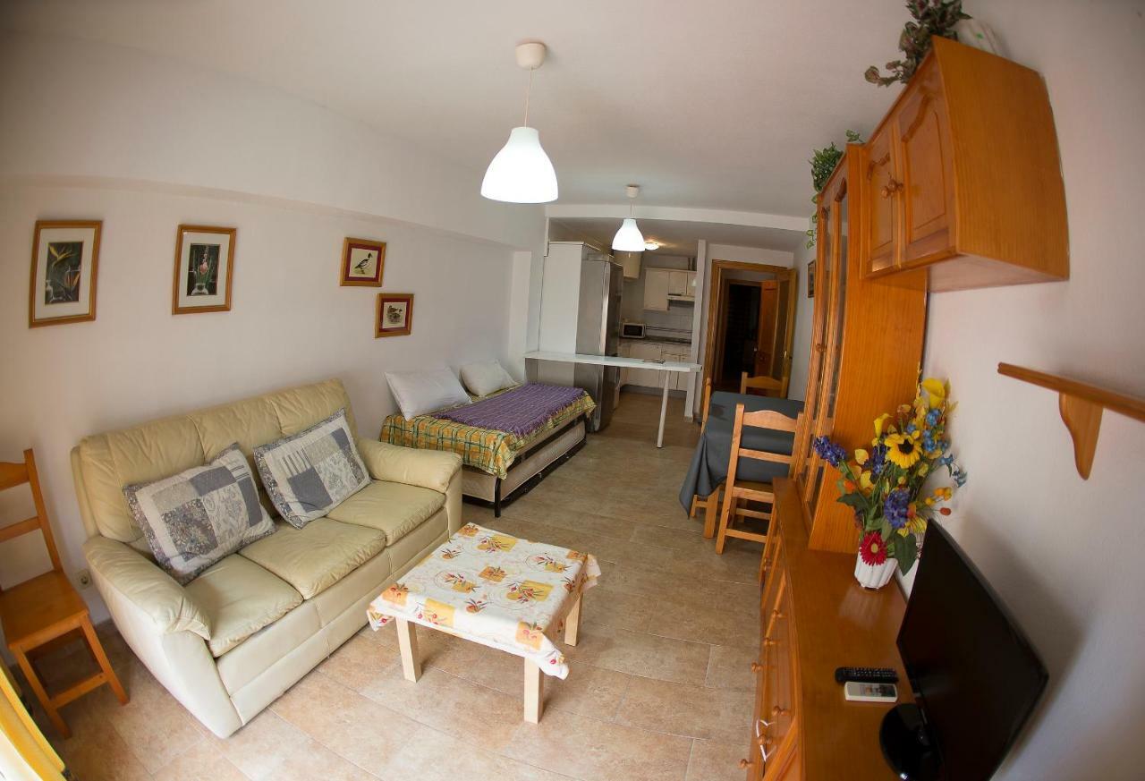 Azucena Apartment Garrucha Exterior photo